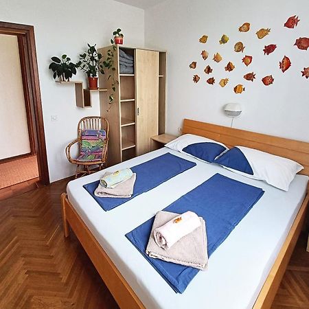 Beautiful Apartment With Picturesque View And Free Parking Portorož Kültér fotó